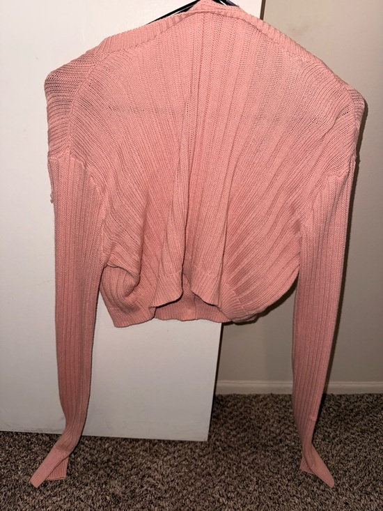 Pink Ribbed Button-Up Cropped Cardigan - Picture 3 of 3